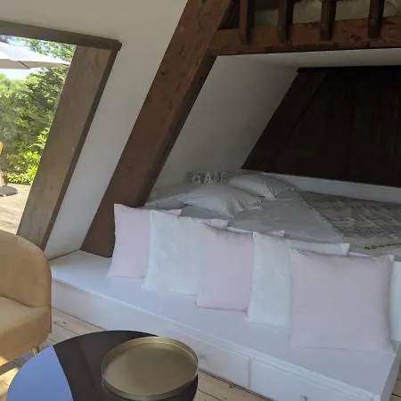 Loft 35m2 Avec Terrasse Et Petite Piscine Hébergement de vacances *