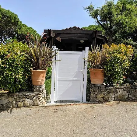 Loft 35m2 Avec Terrasse Et Petite Piscine Hébergement de vacances