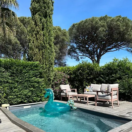 Loft 35m2 Avec Terrasse Et Petite Piscine Hébergement de vacances