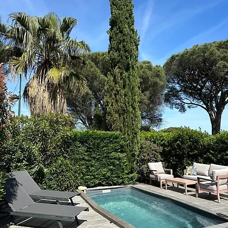 Loft 35m2 Avec Terrasse Et Petite Piscine Hébergement de vacances